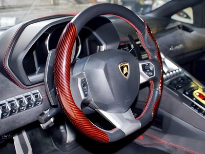 LAMBORGHINI AVENTADOR ROADSTER - 4