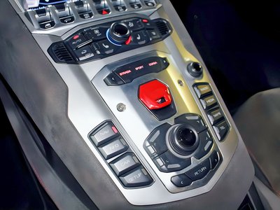 LAMBORGHINI AVENTADOR ROADSTER - 5