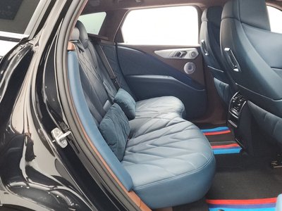 صورة مصغرة 17 لـ 2025 BMW XM