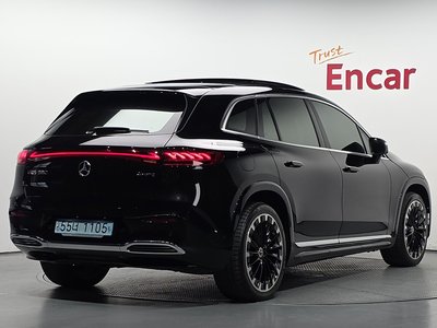 MERCEDES-BENZ EQS - 4