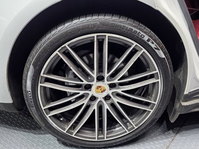 PORSCHE PANAMERA - 6