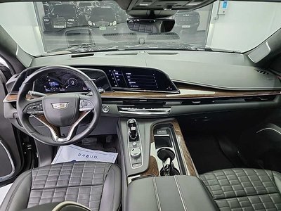 CADILLAC ESCALADE 5TH GENERATION - 4