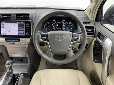 TOYOTA LAND CRUISER PRADO - 5