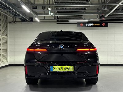 2025 BMW 7 SERIES — фото 3