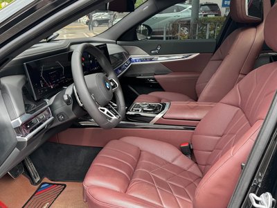 2025 BMW 7 SERIES thumbnail 17
