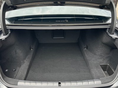 2025 BMW 7 SERIES — фото 9