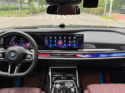 2025 BMW 7 SERIES — фото 7