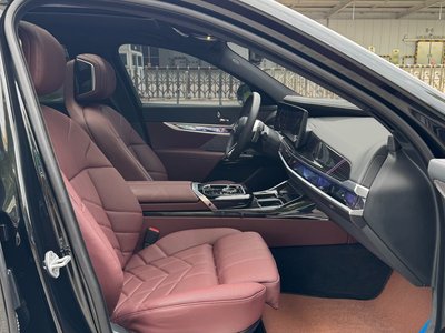 2025 BMW 7 SERIES thumbnail 19