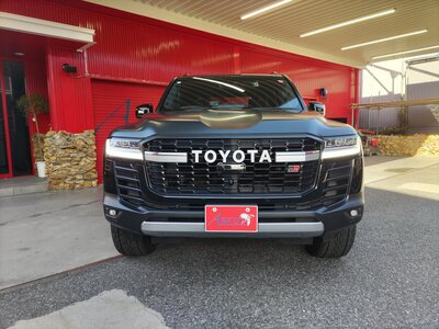 TOYOTA LAND CRUISER 300 - 3