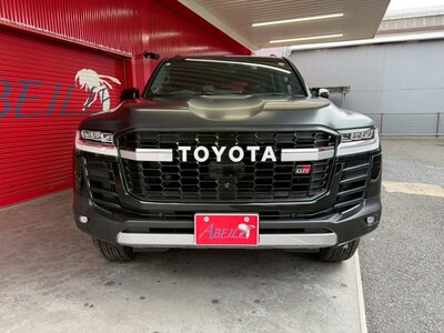 TOYOTA LAND CRUISER 300 - 4