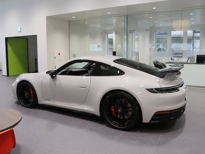 2023 Porsche 911 photo 6