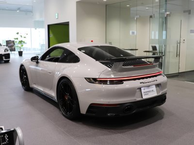 2023 Porsche 911 photo 7