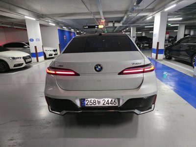 2024 BMW 7 SERIES photo 3