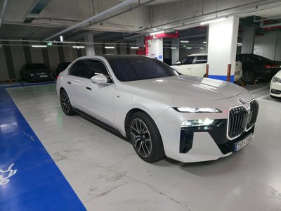 2024 BMW 7 SERIES photo 5