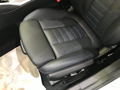 صورة مصغرة 50 لـ 2025 BMW 3 SERIES
