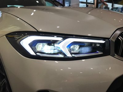 صورة مصغرة 61 لـ 2025 BMW 3 SERIES