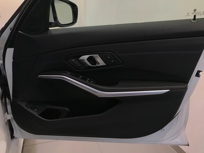 صورة مصغرة 55 لـ 2025 BMW 3 SERIES