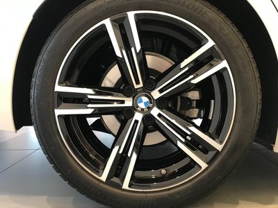 صورة مصغرة 40 لـ 2025 BMW 3 SERIES