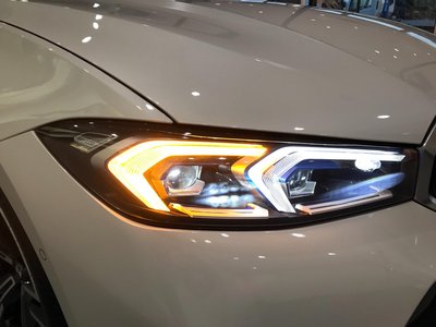 صورة مصغرة 62 لـ 2025 BMW 3 SERIES