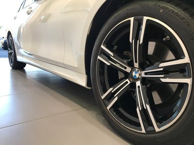 صورة مصغرة 18 لـ 2025 BMW 3 SERIES