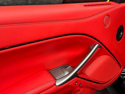 صورة 26 لـ 2016 Ferrari F12 BERLINETTA