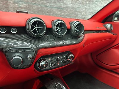 صورة 20 لـ 2016 Ferrari F12 BERLINETTA
