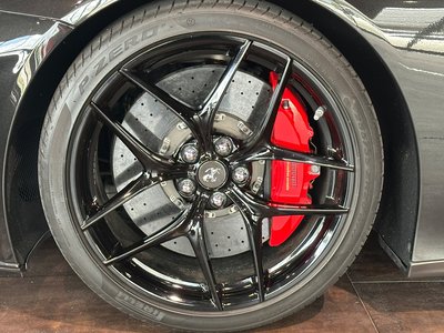 صورة 14 لـ 2016 Ferrari F12 BERLINETTA