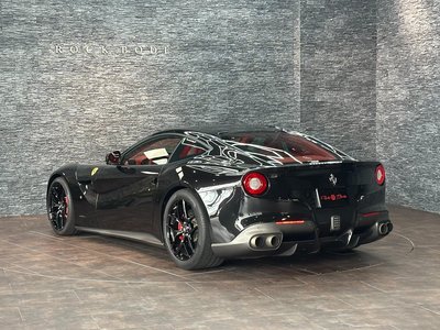 صورة 5 لـ 2016 Ferrari F12 BERLINETTA