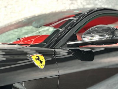 صورة 38 لـ 2016 Ferrari F12 BERLINETTA