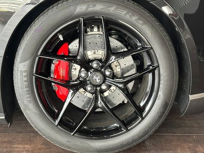 صورة 35 لـ 2016 Ferrari F12 BERLINETTA
