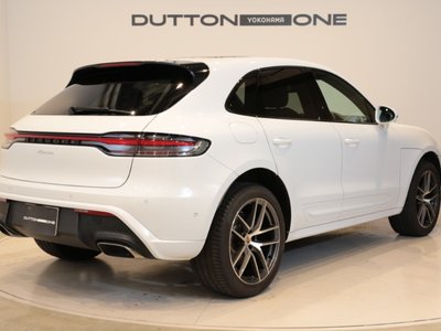 PORSCHE MACAN - 9