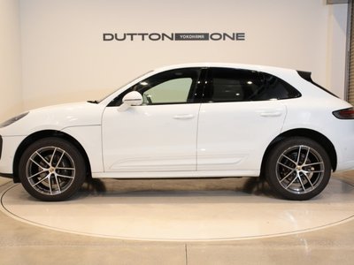 PORSCHE MACAN - 8