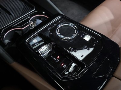 2023 BMW 5 SERIES 缩略图 12