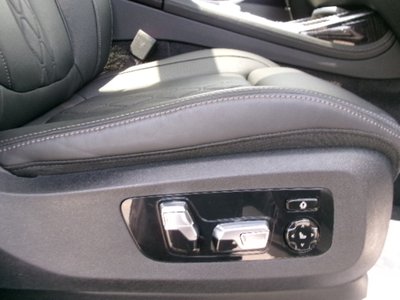 صورة مصغرة 29 لـ 2025 BMW X7