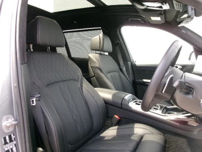 صورة مصغرة 28 لـ 2025 BMW X7