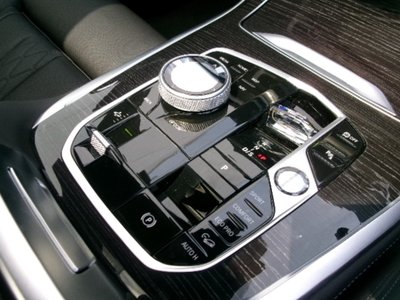 صورة مصغرة 26 لـ 2025 BMW X7