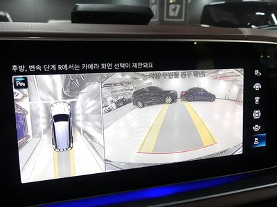 MERCEDES-BENZ GLS - 9