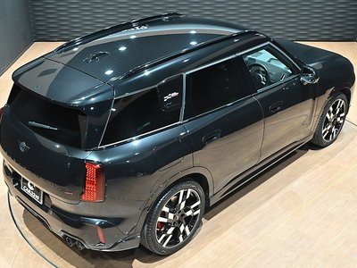 MINI MINI COUNTRYMAN - 10