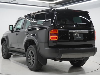 TOYOTA LAND CRUISER 250 - 7