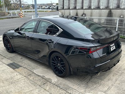 LEXUS IS - 10