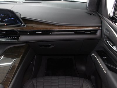 2024 Cadillac ESCALADE — миниатюра 19