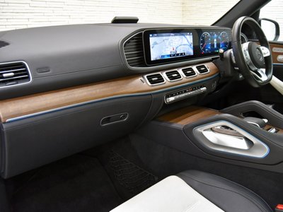 MERCEDES-BENZ GLE - 8