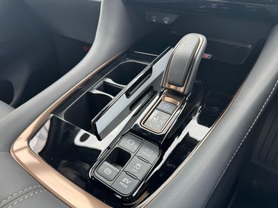 صورة مصغرة 57 لـ 2025 Toyota ALPHARD