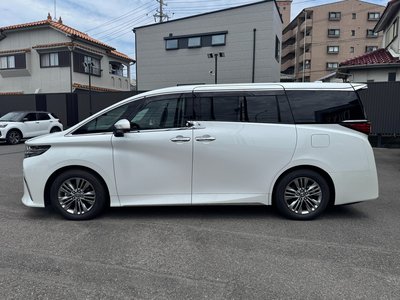 صورة مصغرة 11 لـ 2025 Toyota ALPHARD