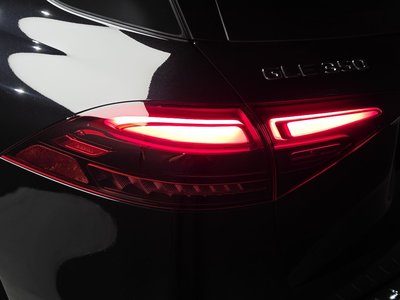 2025 Mercedes-BENZ GLE 照片 10