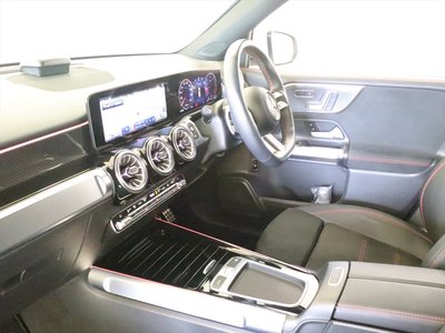 2024 Mercedes-BENZ GLB thumbnail 21