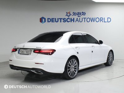 MERCEDES-BENZ E-CLASS - 5