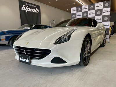 FERRARI CALIFORNIA T
