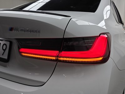 BMW 3 SERIES - 10