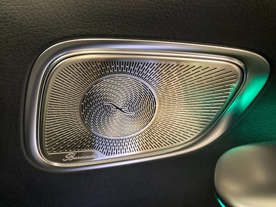 2025 Mercedes-BENZ GLC AMG — миниатюра 17
